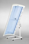 Lampa  Dermalight 1000 z 12 promiennikami (6 UVA i 6 UVB) statyw U