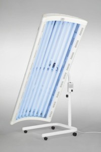 Lampa  Dermalight 1000 z 12 promiennikami (6 UVA i 6 UVB) statyw U