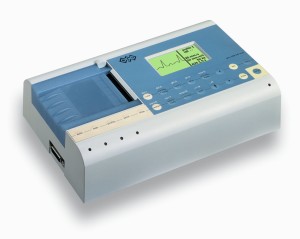 Aparat EKG 3-kanałowy  elektrokardiograf  BTL-08 SD3 z ekranem graficznym